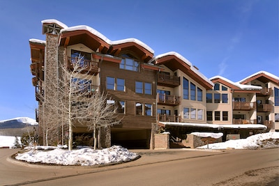 Black Bear Lodge Mt Crested Butte