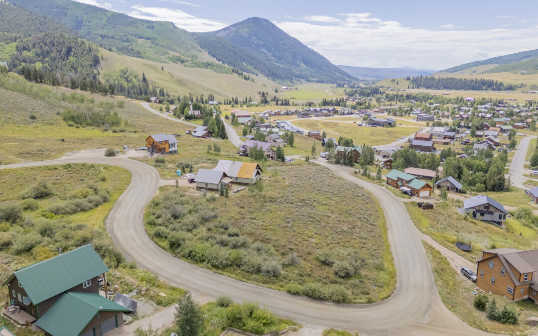 JUST LISTED: Scenic Lot in Crested Butte South